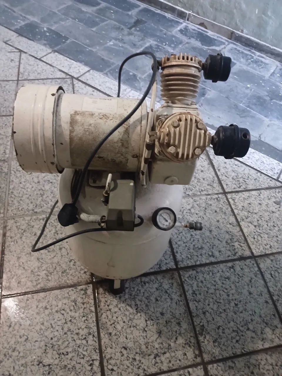 Compressor odontológico schulz  - Foto 2