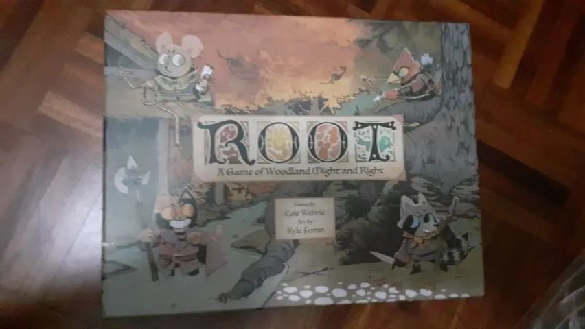 ROOT em Inglês - Nunca Jogado - Todo Sleevado com Sleeve Premium