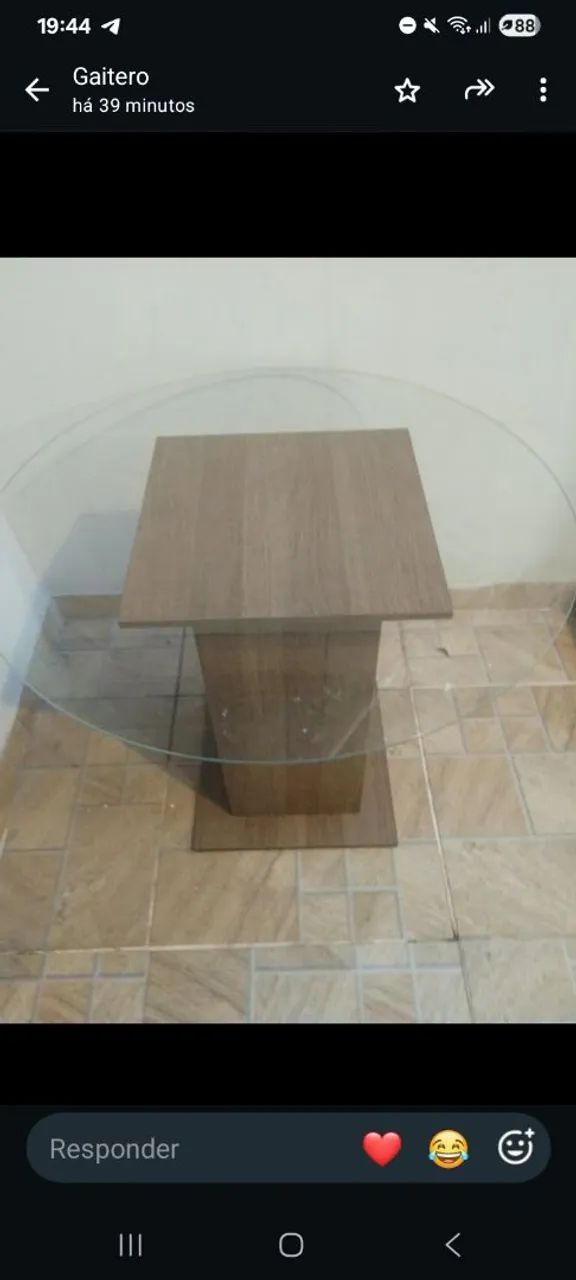 Mesa e 4 cadeias novo, sem uso - Foto 3
