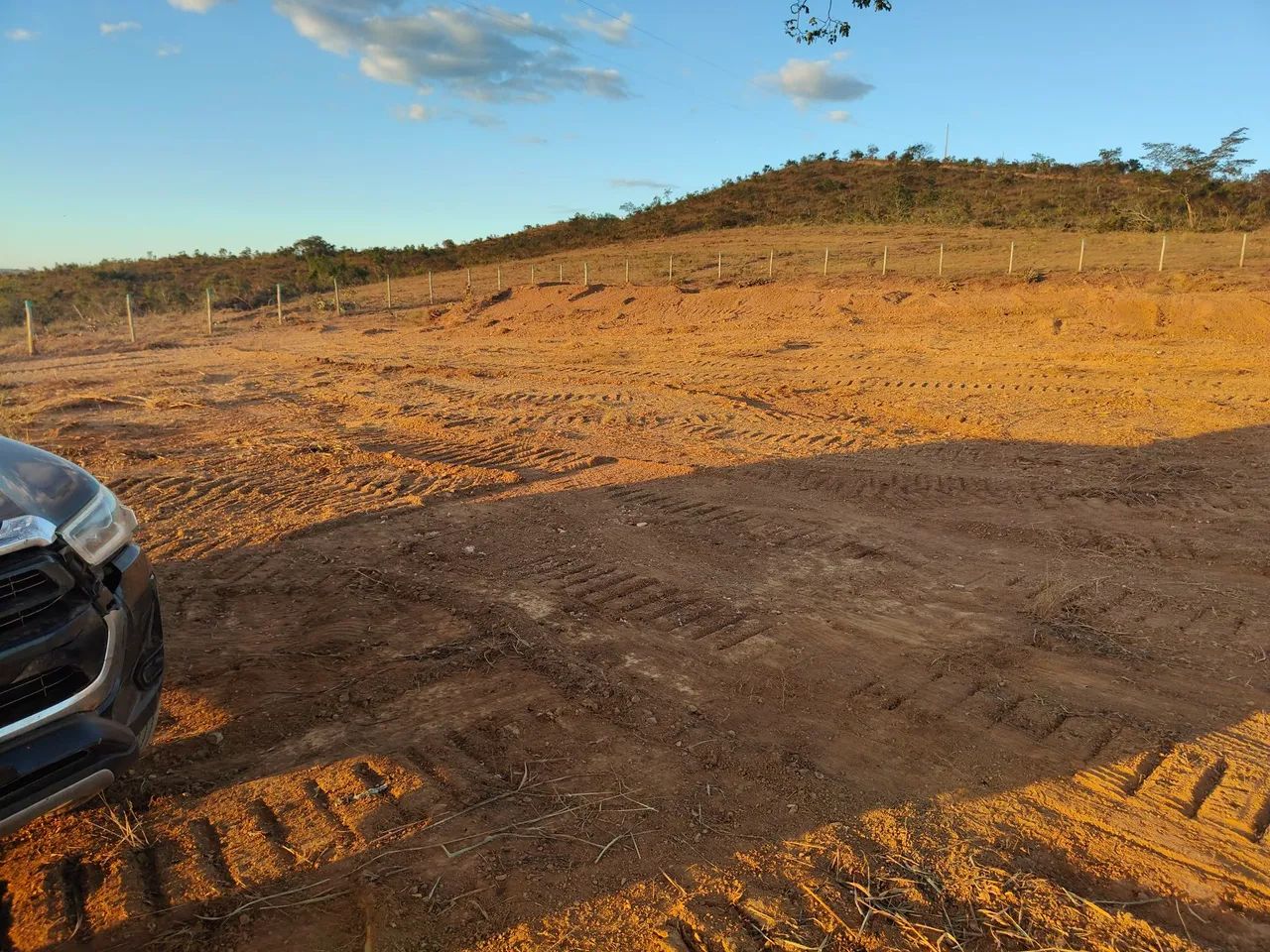 REFÚGIO DOS SONHOS: 2 HEC COM RIO, MATA, TERRA VERMELHA E ENERGIA 25 KVA!! - Foto 3
