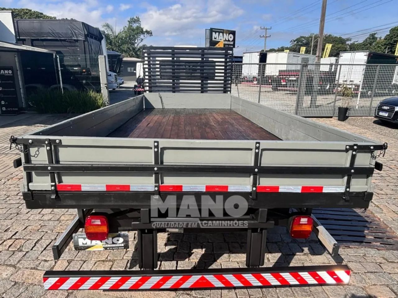 FORD CARGO 816 S 4x2 - Foto 8