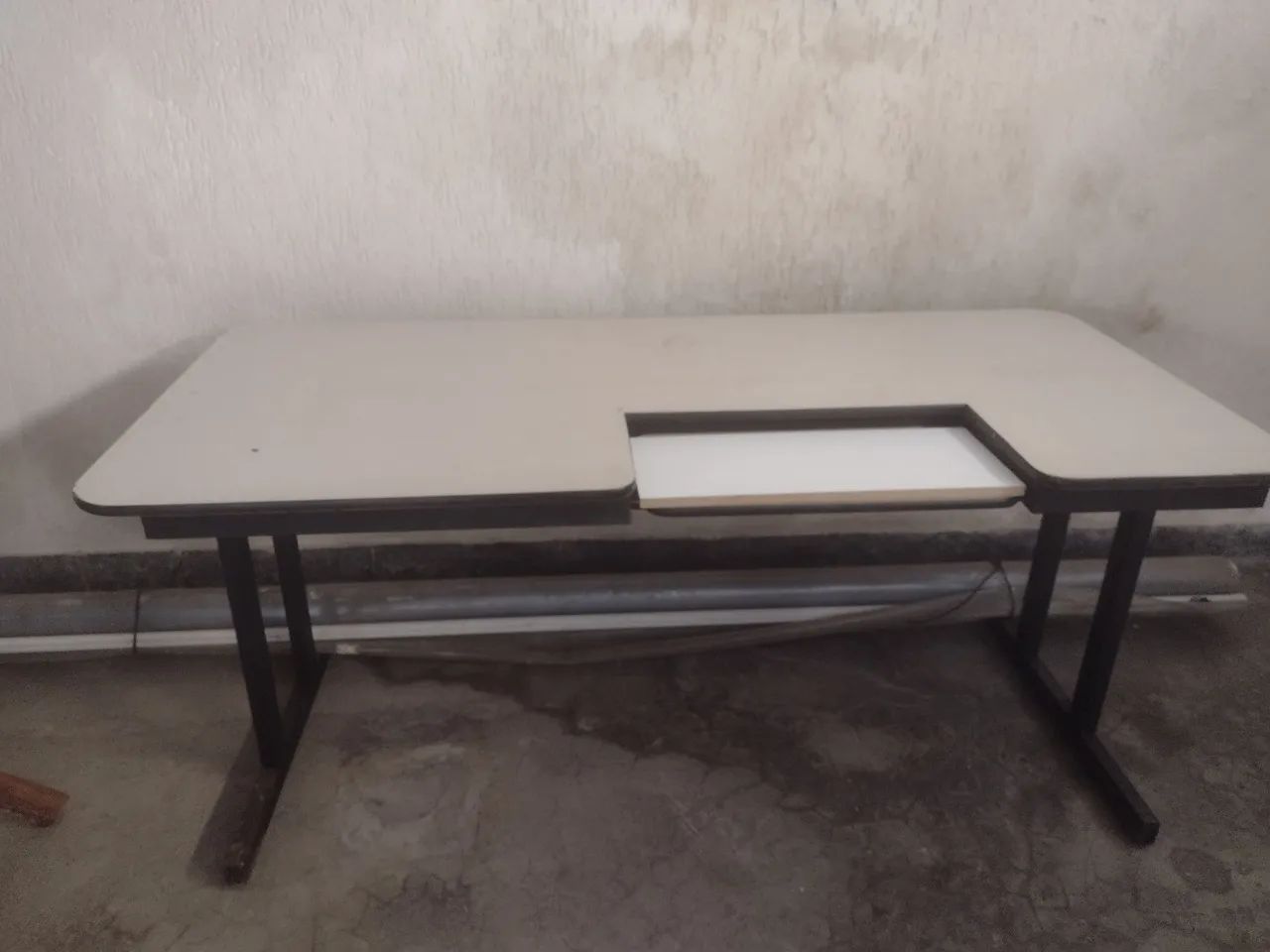 Mesa de Escritório 