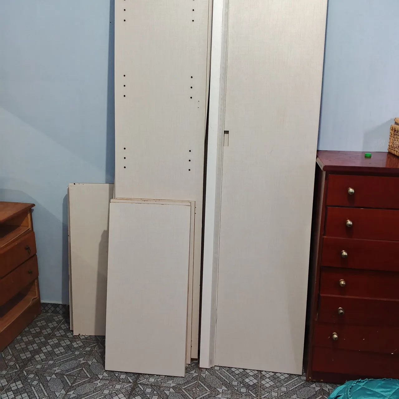 GUARDA ROUPA SOLTEIRO MADEIRAMENTO BOM 