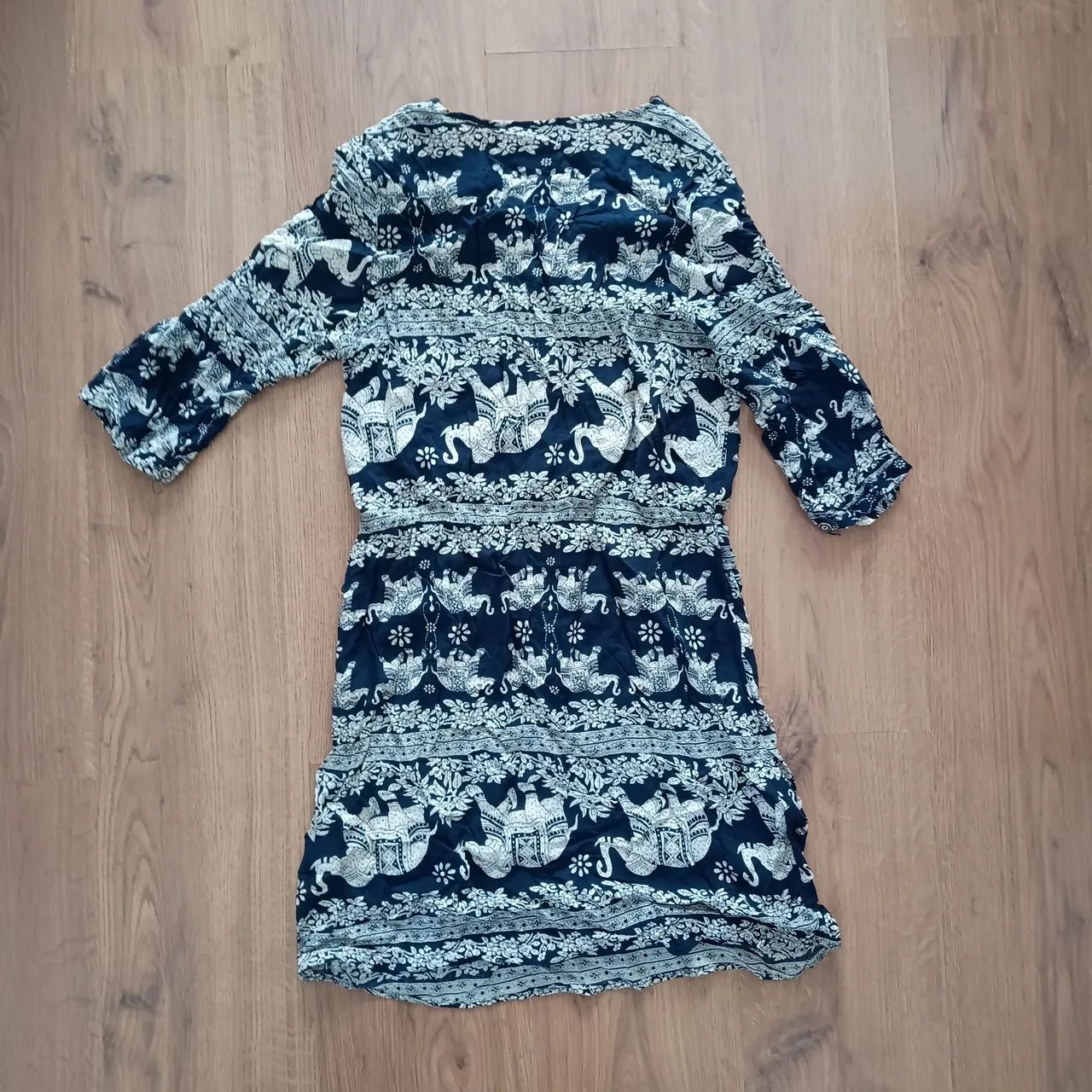 Vestido estampado boho tamanho P Feminino - Foto 4