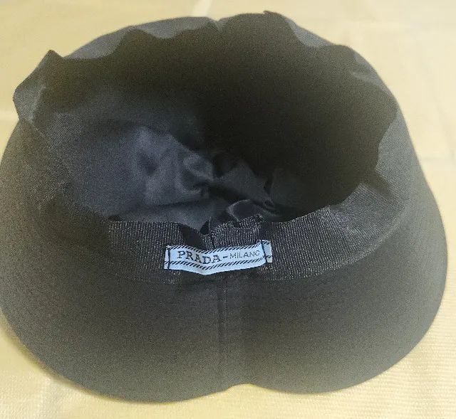 Chapéu Bucket Prada (Preto) Original - Foto 3