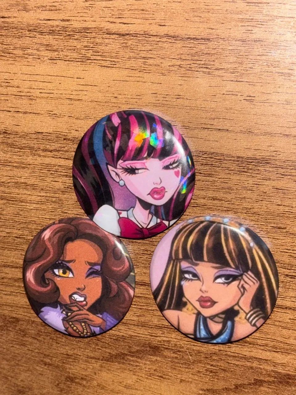 BOTTONS MONSTER HIGH