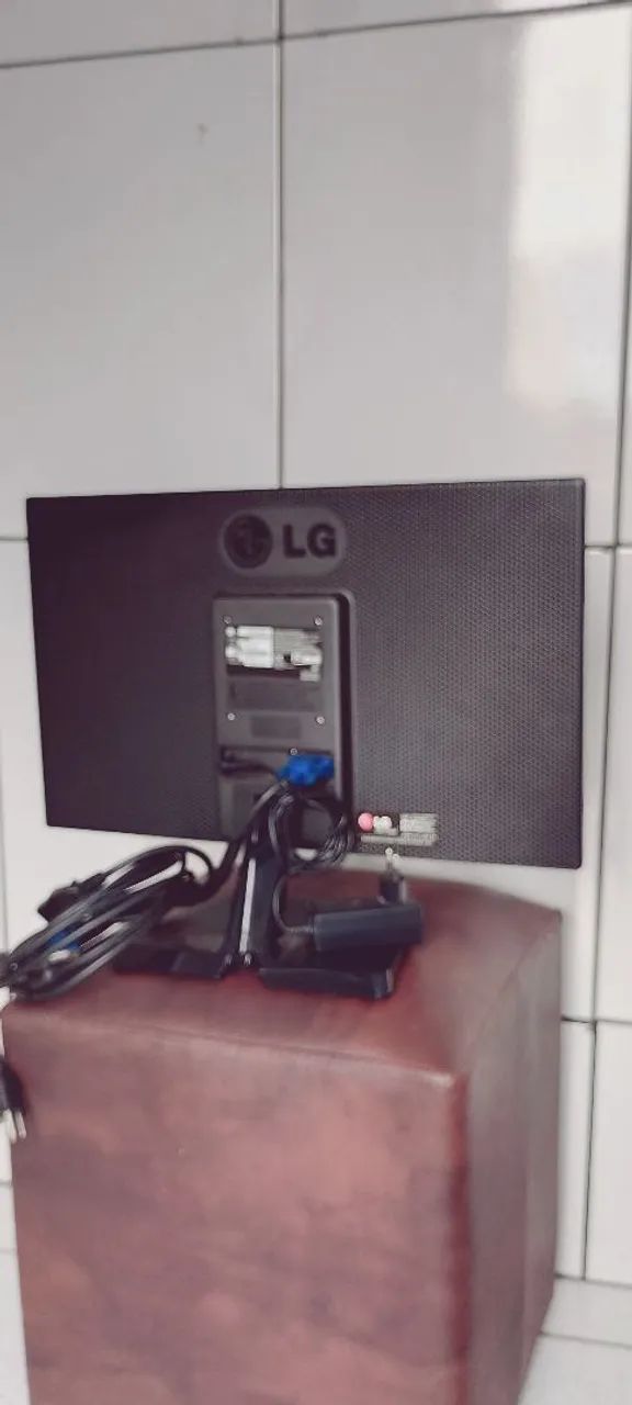 Monitor LG 20 Polegadas com Fonte Externa - Foto 5
