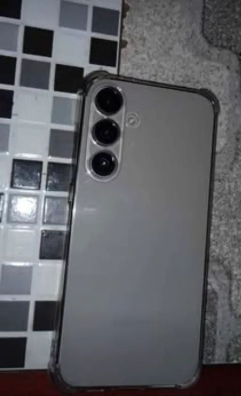 S24 FE 128 GB 8 de ram  - Foto 2