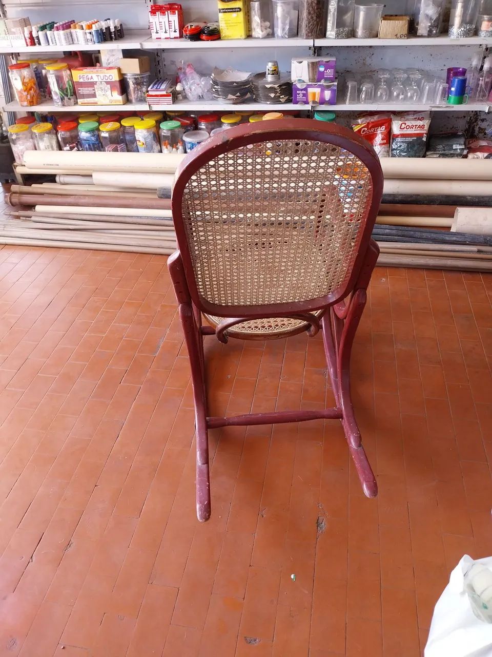 Cadeira de balanço antiga 