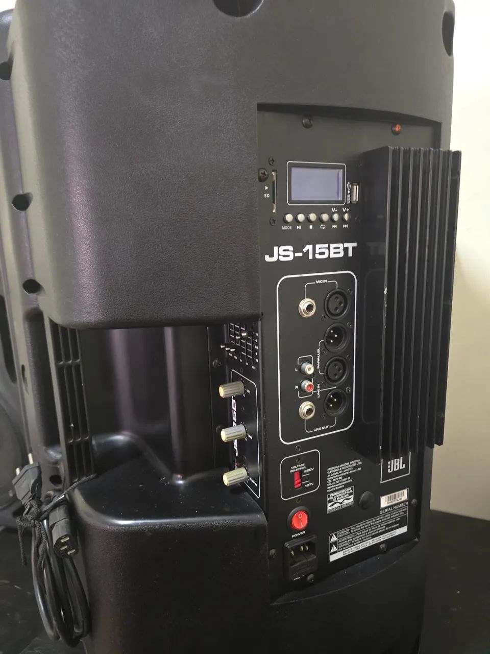 Caixa JBL 200W ,WOOFER 15 POL. - Foto 2