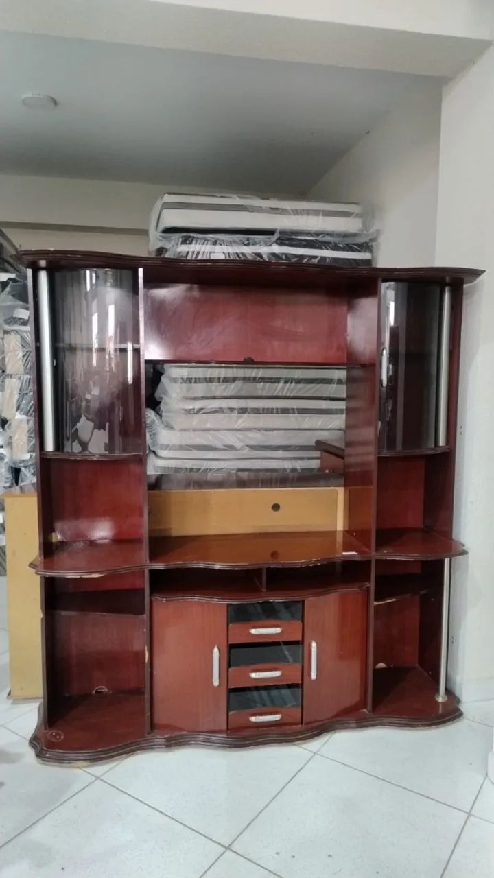 ESTANTE DE SALA