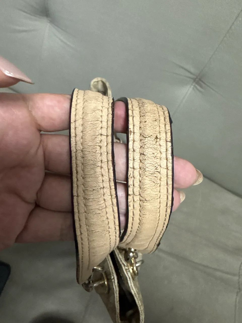 Bolsa Michael Kors Original Monograma Bege | Modelo Shoulder com Corrente - Foto 4