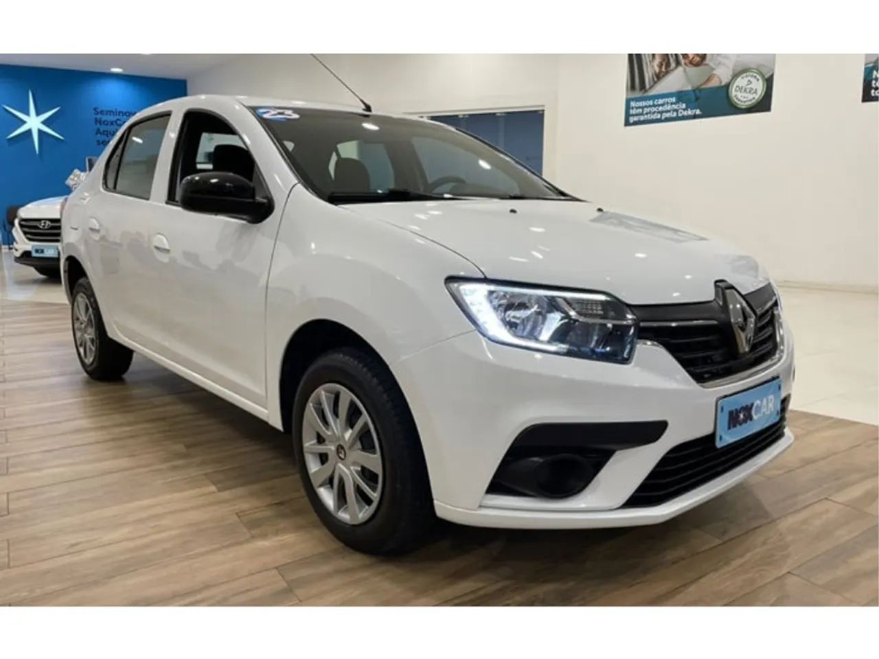 Renault Logan Zen Flex 1.0 12V 4P Mec. 2023 - Foto 3