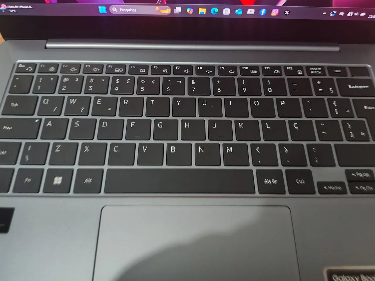 Vende-se notebook Samsung Galaxy 4 PRO 