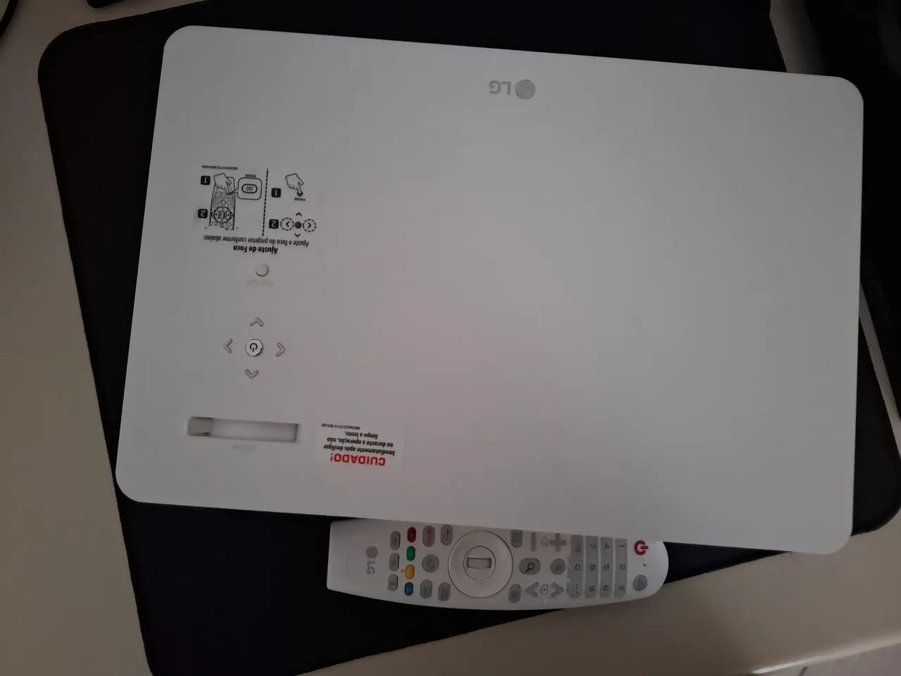 Projetor LG CineBeam Smart TV 140", UHD 4K HDR10, 1500 ANSI Lumens Wi-Fi - HU7OLA - Foto 4