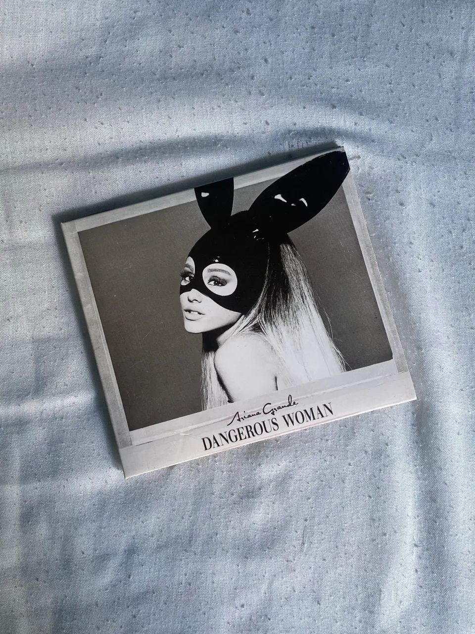 CD - Dangerous Woman Ariana Grande - Foto 2