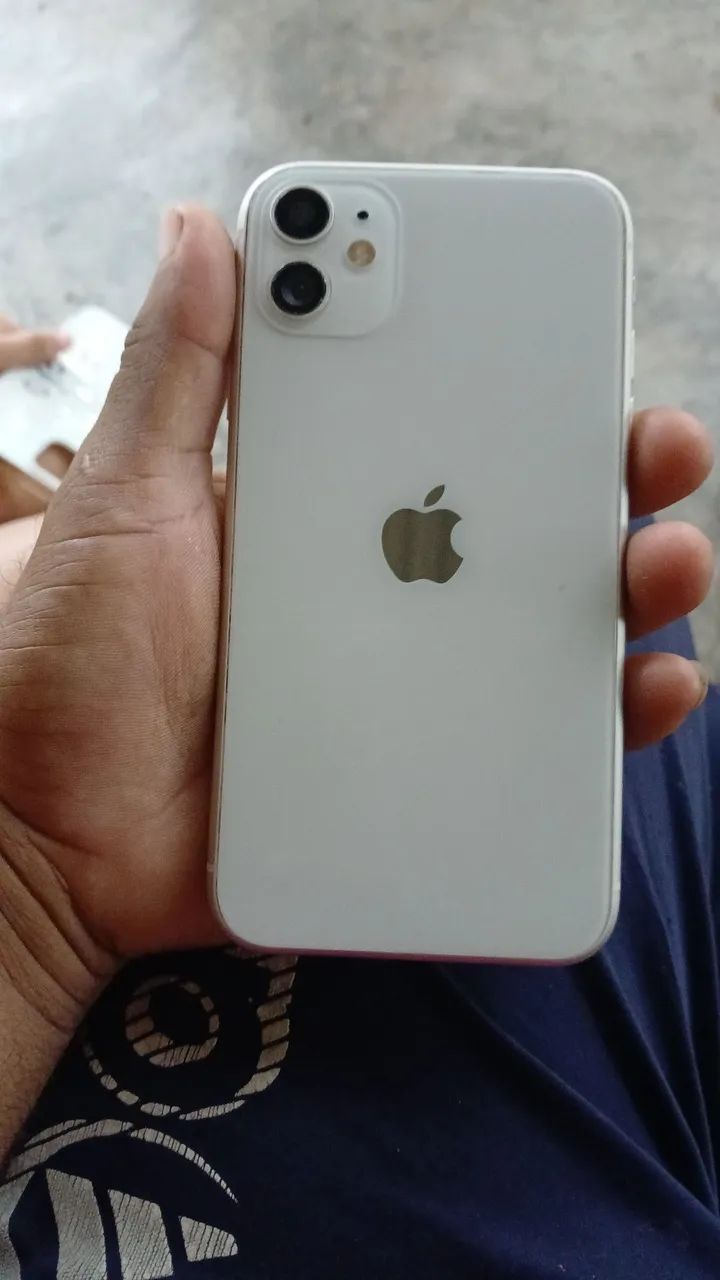 Vende_se iPhone 11 original sem marca de uso contato *51 - Foto 3