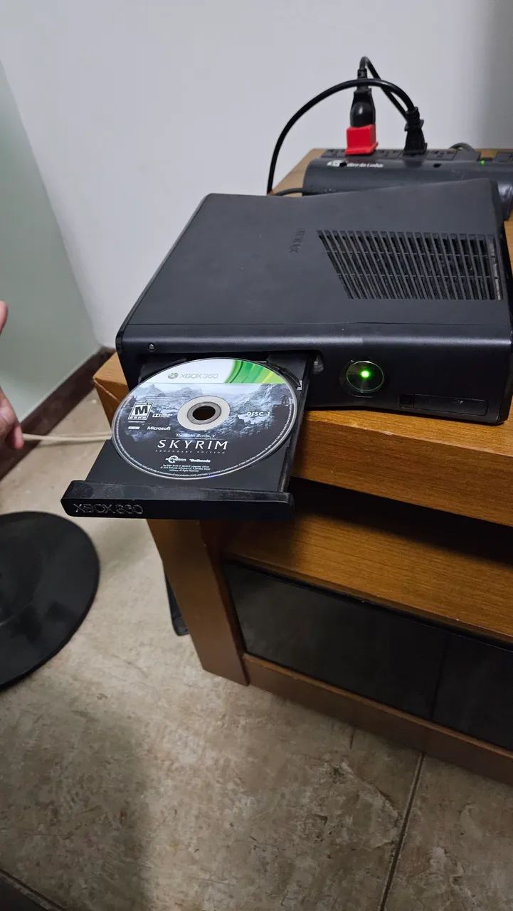 Xbox 360 Slim - Foto 3