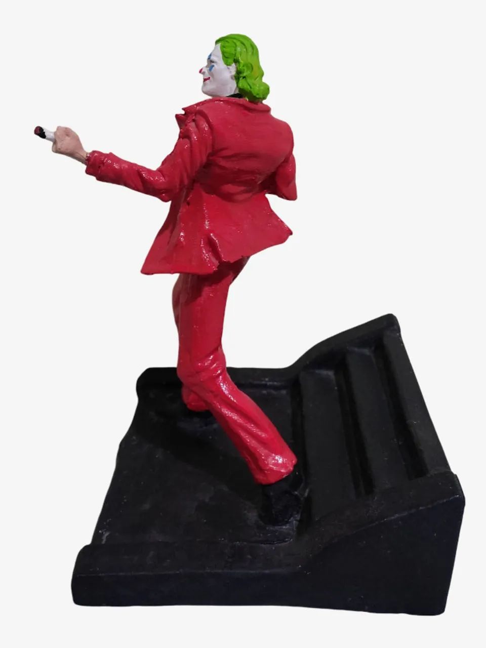 Boneco Coringa Na Escadaria - Foto 4