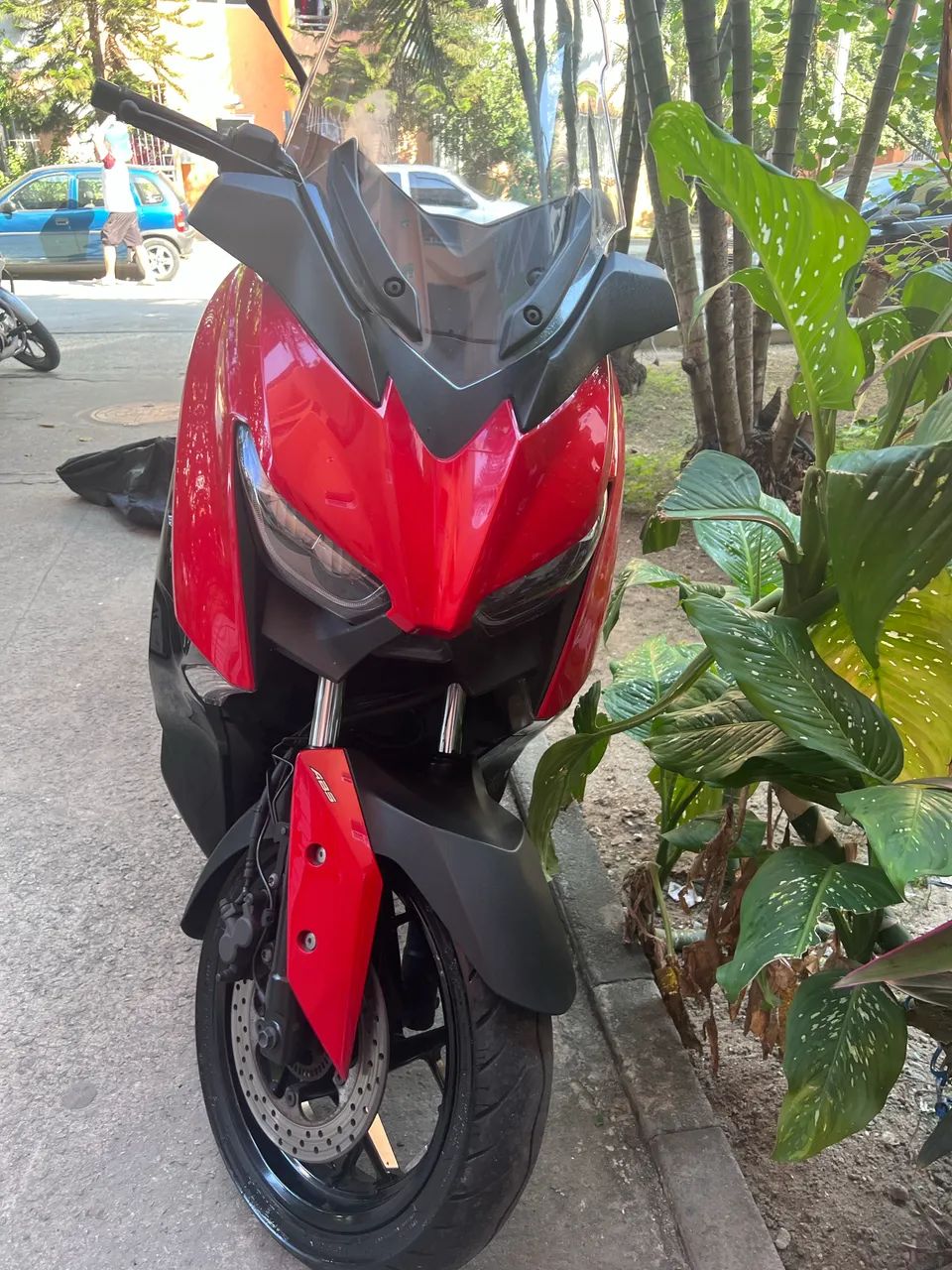 Xmax 24/24 - Foto 4