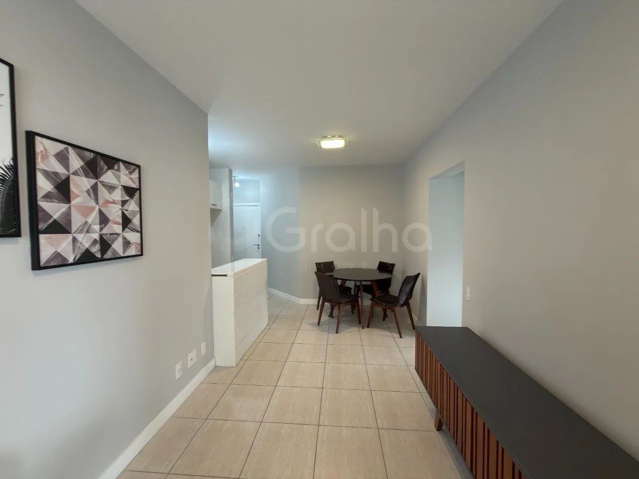 Apartamento de 65 m² com 2 quartos sendo 1 suíte no Centro - Foto 4