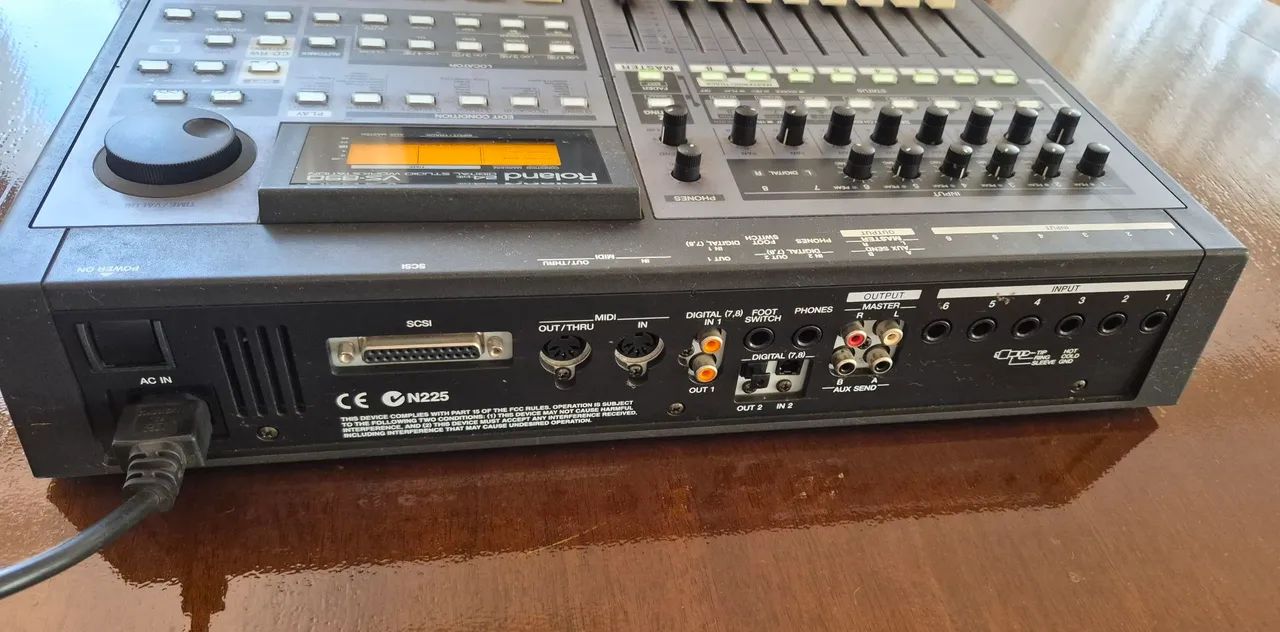 Mesa Digital Roland VS-890 - Foto 3