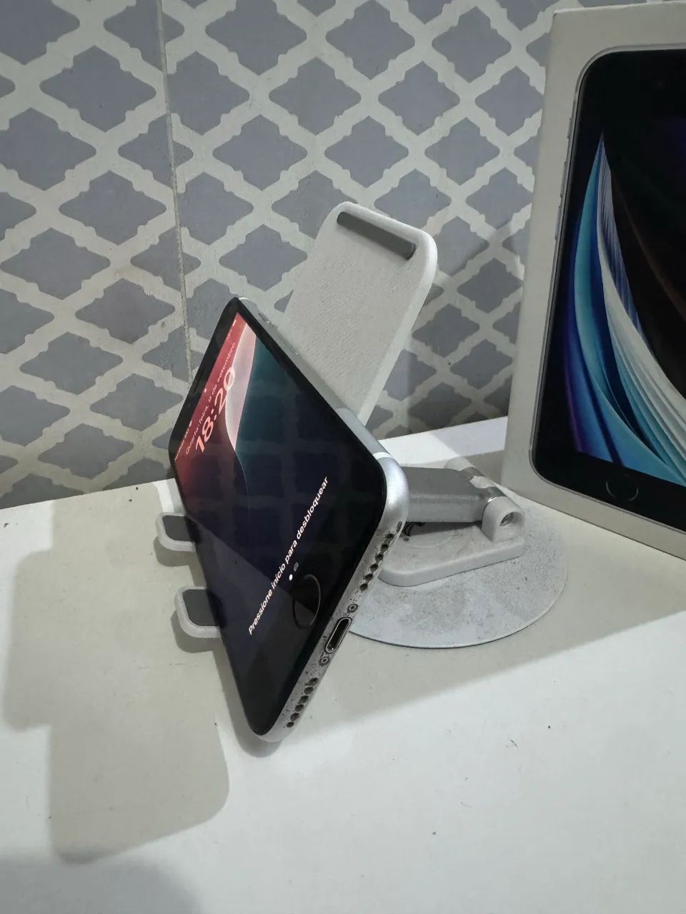 iPhone SE 2 Geração 128Gb com Caixa e Carregador Entrego - Foto 5
