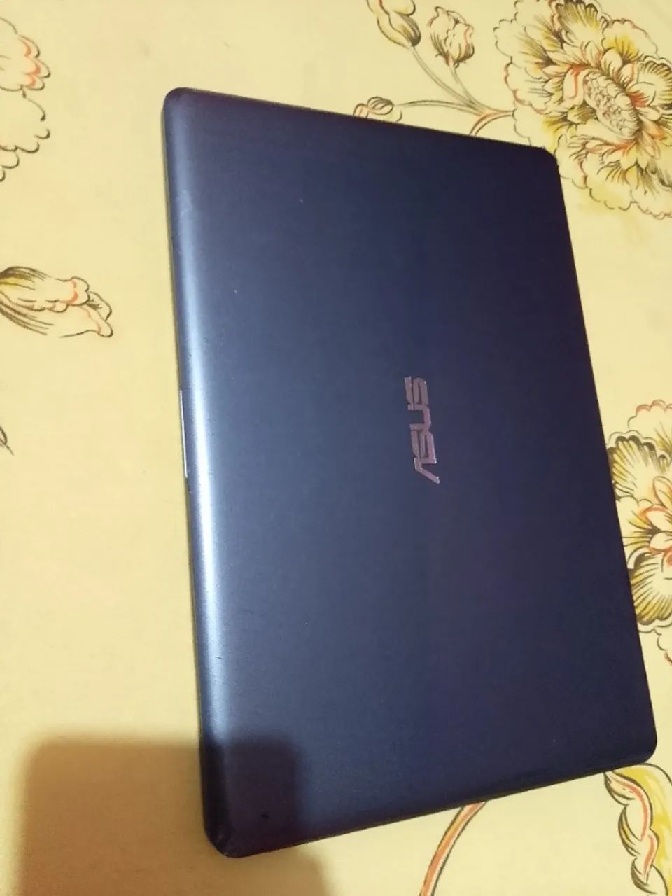Vendo um notebook com uma ótima qualidade é um pouco antigo mas é bom  - Foto 2