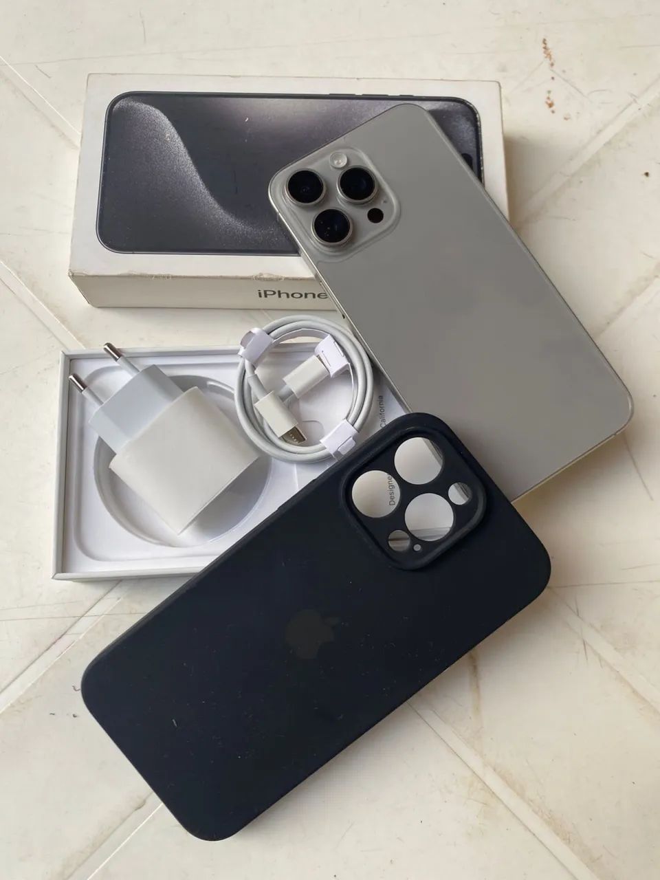 iPhone 15Pro Max Titanium 256GB - Foto 2