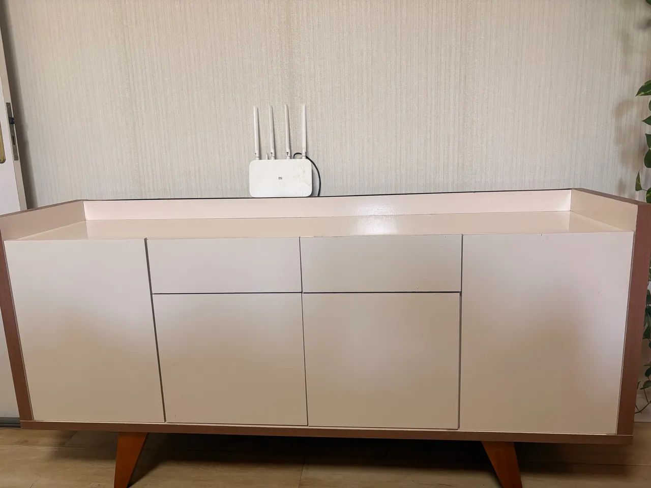 Buffet/ Rack