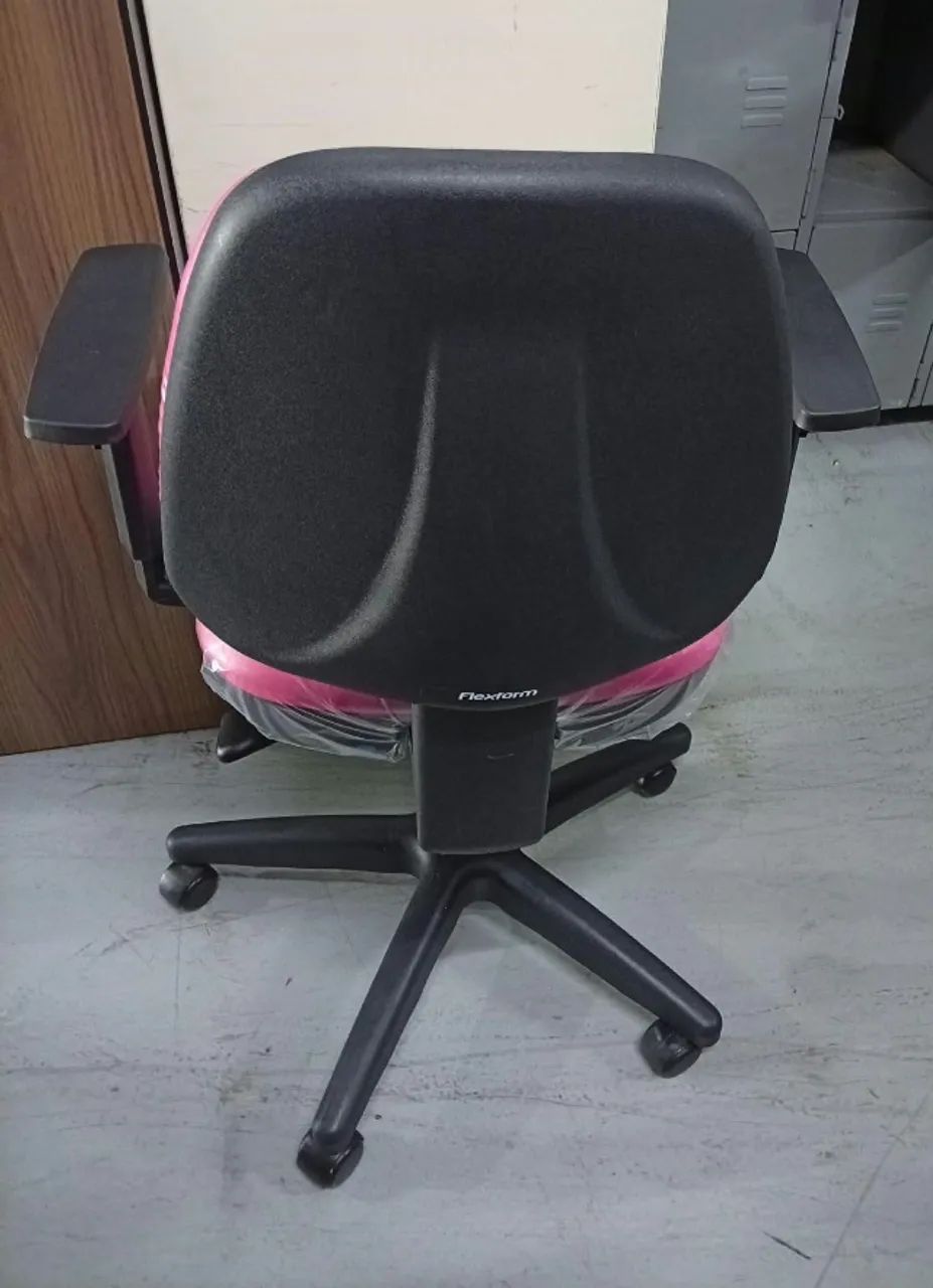 Cadeira de Escritório Executiva Flexform em Corino - Foto 2