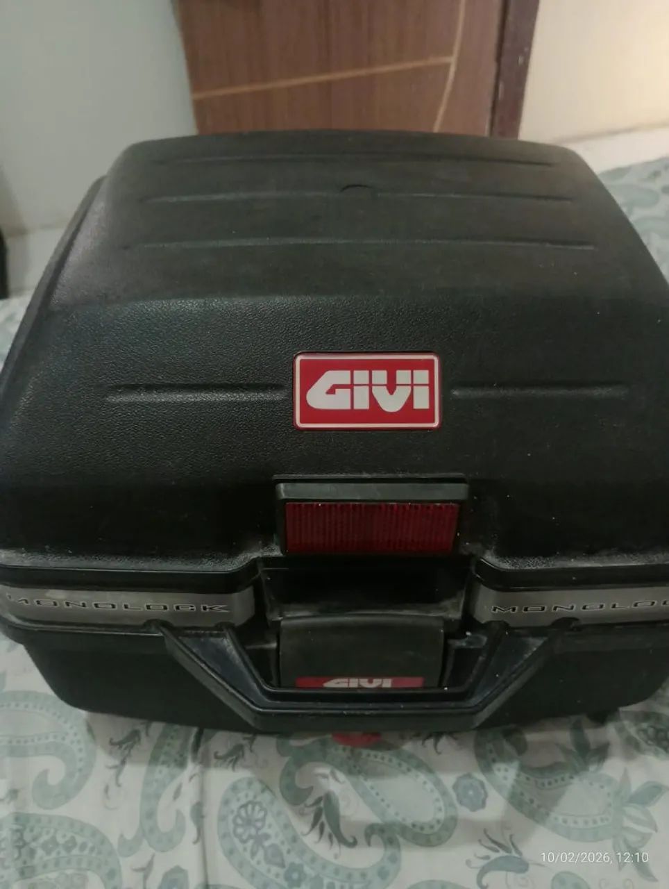 Vendo baú de moto 