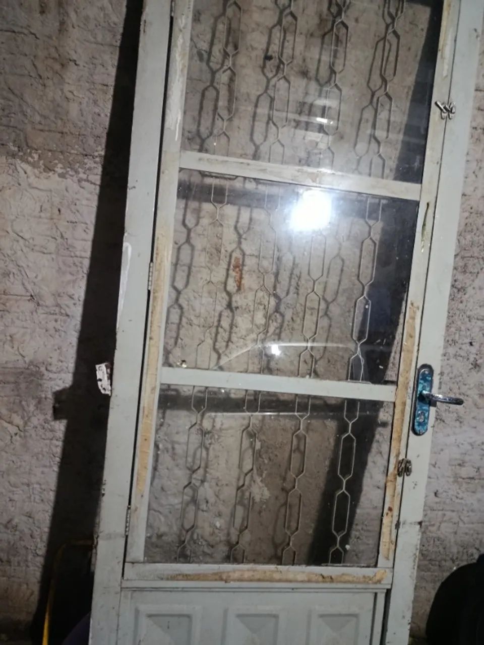 Porta de ferro com vidro  - Foto 2