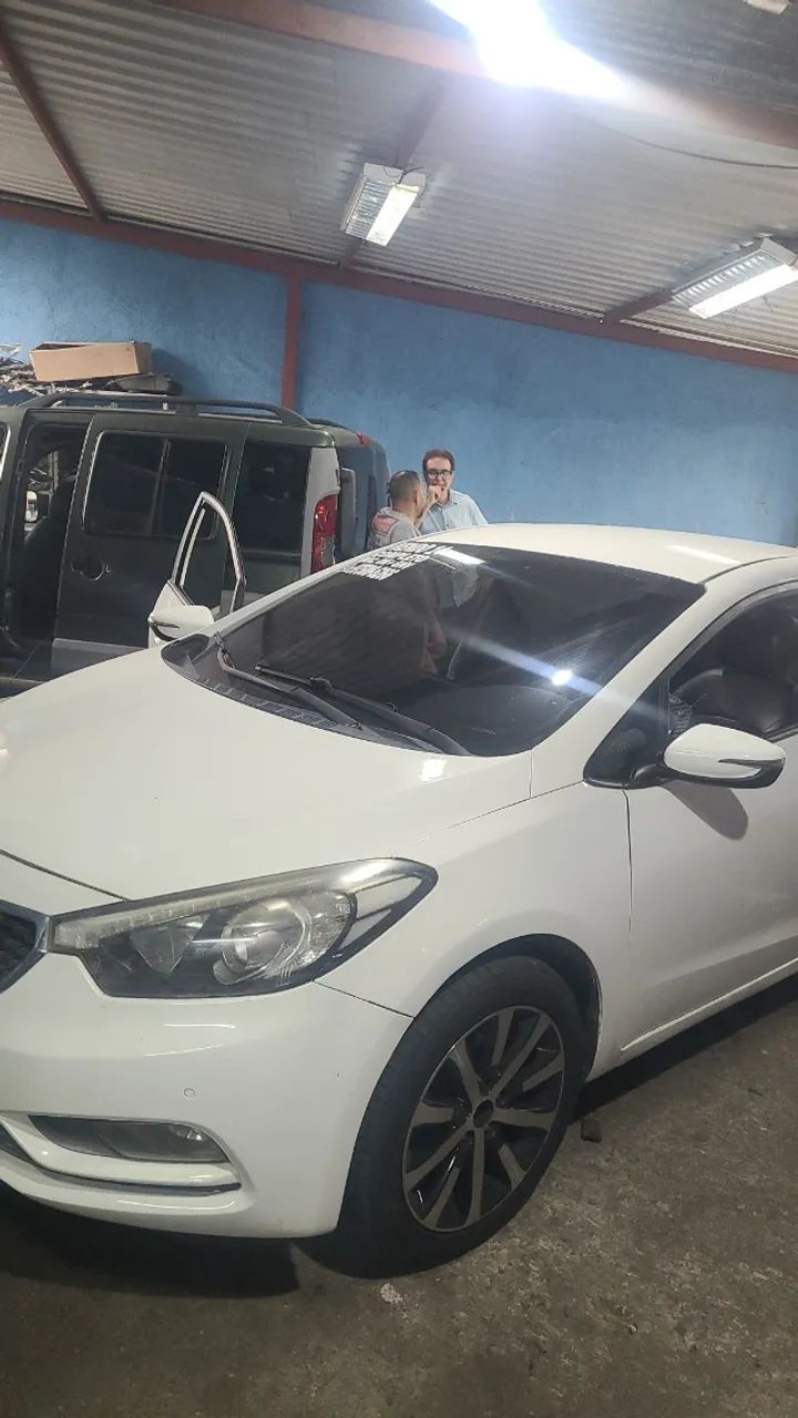 KIA Cerato Cerato 1.6 16V Flex Aut. 2014