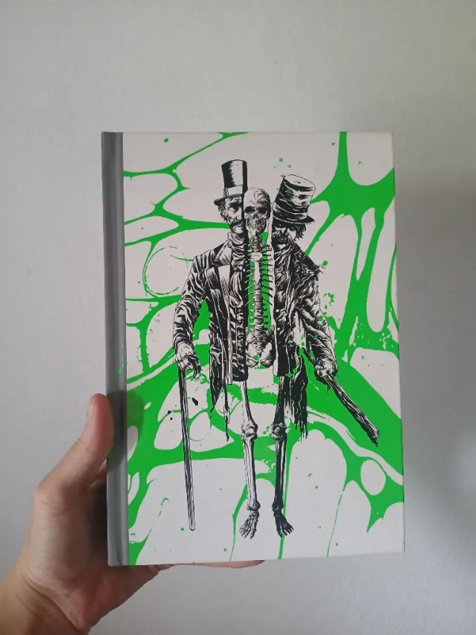O Médico e o Monstro e Outros Experimentos