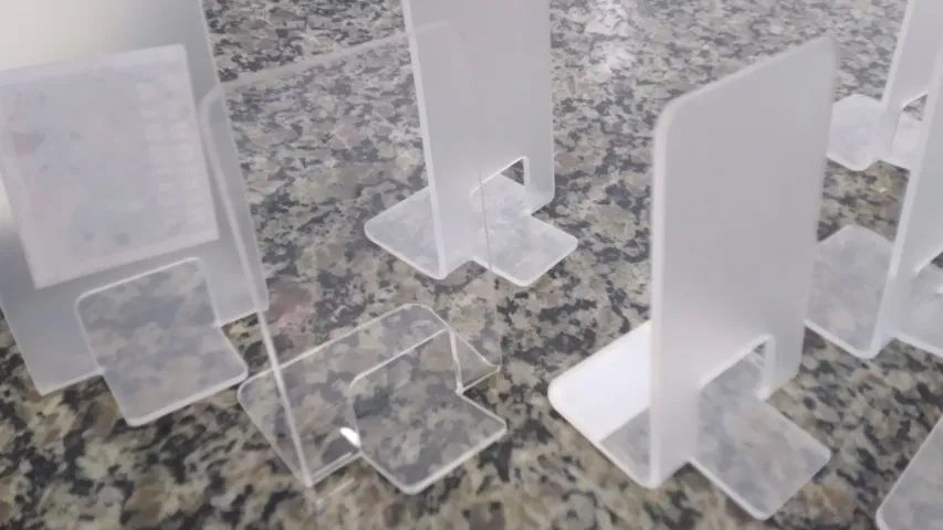 Expositor de celular 