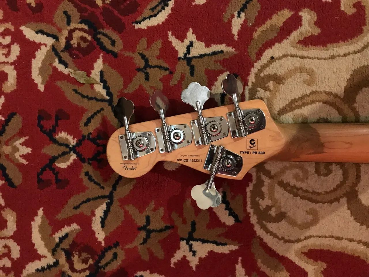 Baixo Squier deluxe 5c - Foto 4