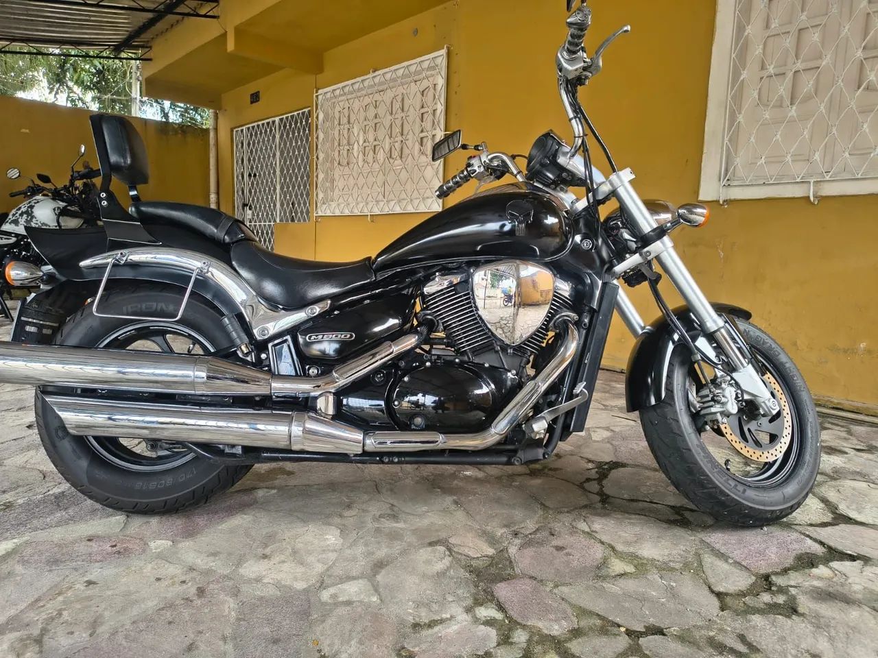 Suzuki Boulevard M800 - Foto 3