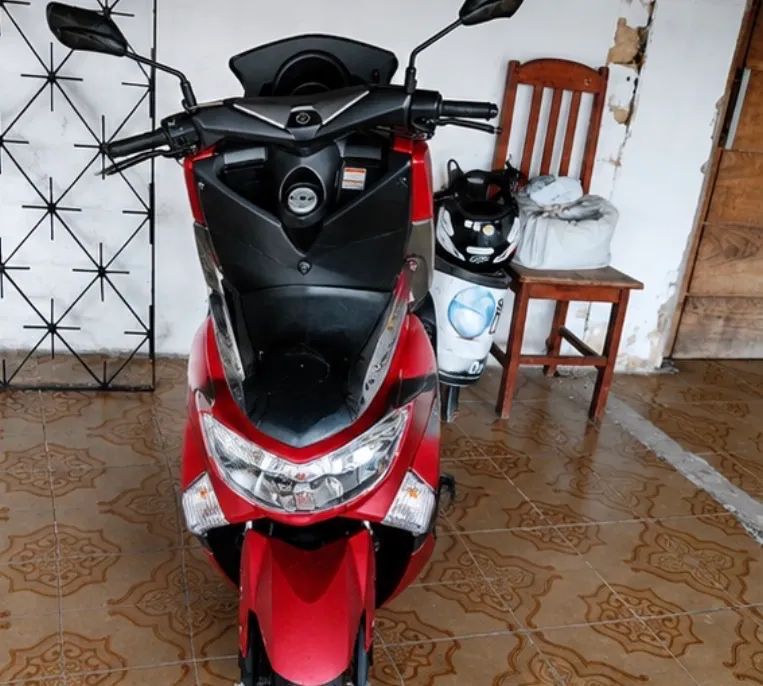 YAMAHA NMAX 160 ABS  - Foto 5