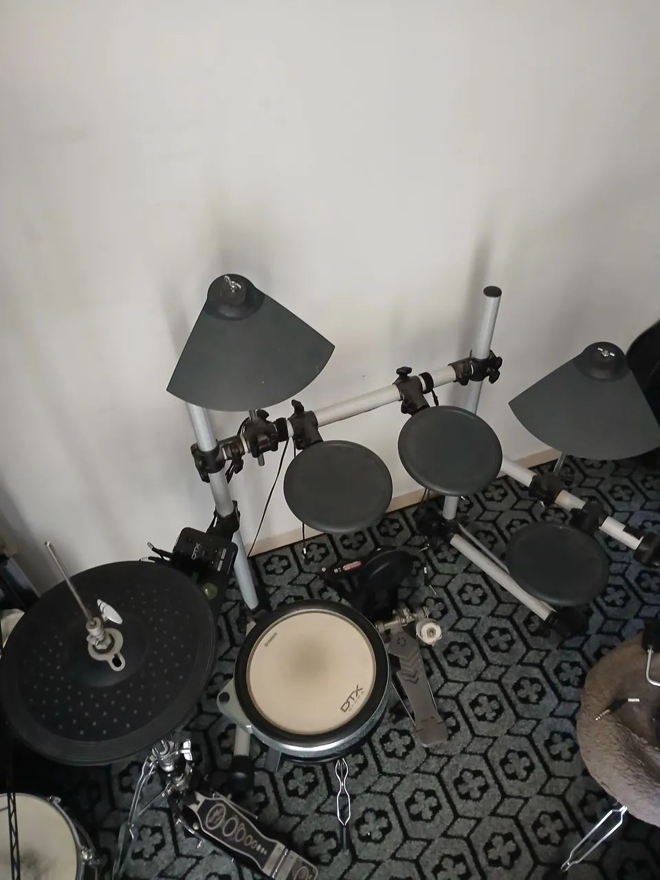 Bateria eletrônica yamaha dtx 502 - Foto 5