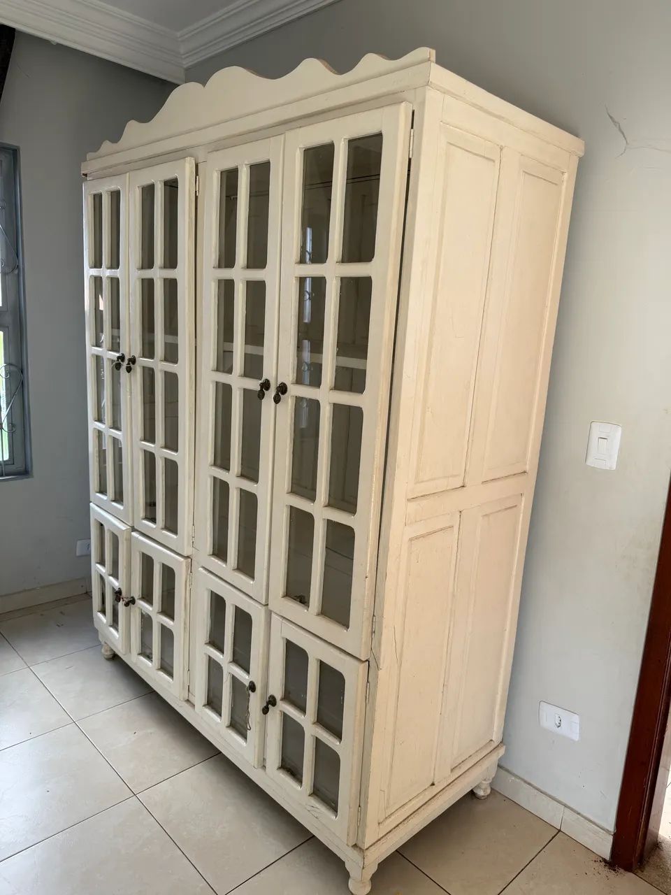 Cristaleira Madeira  - Foto 2