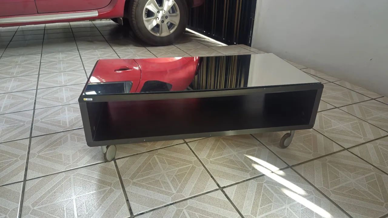 Mesa de centro espelhada