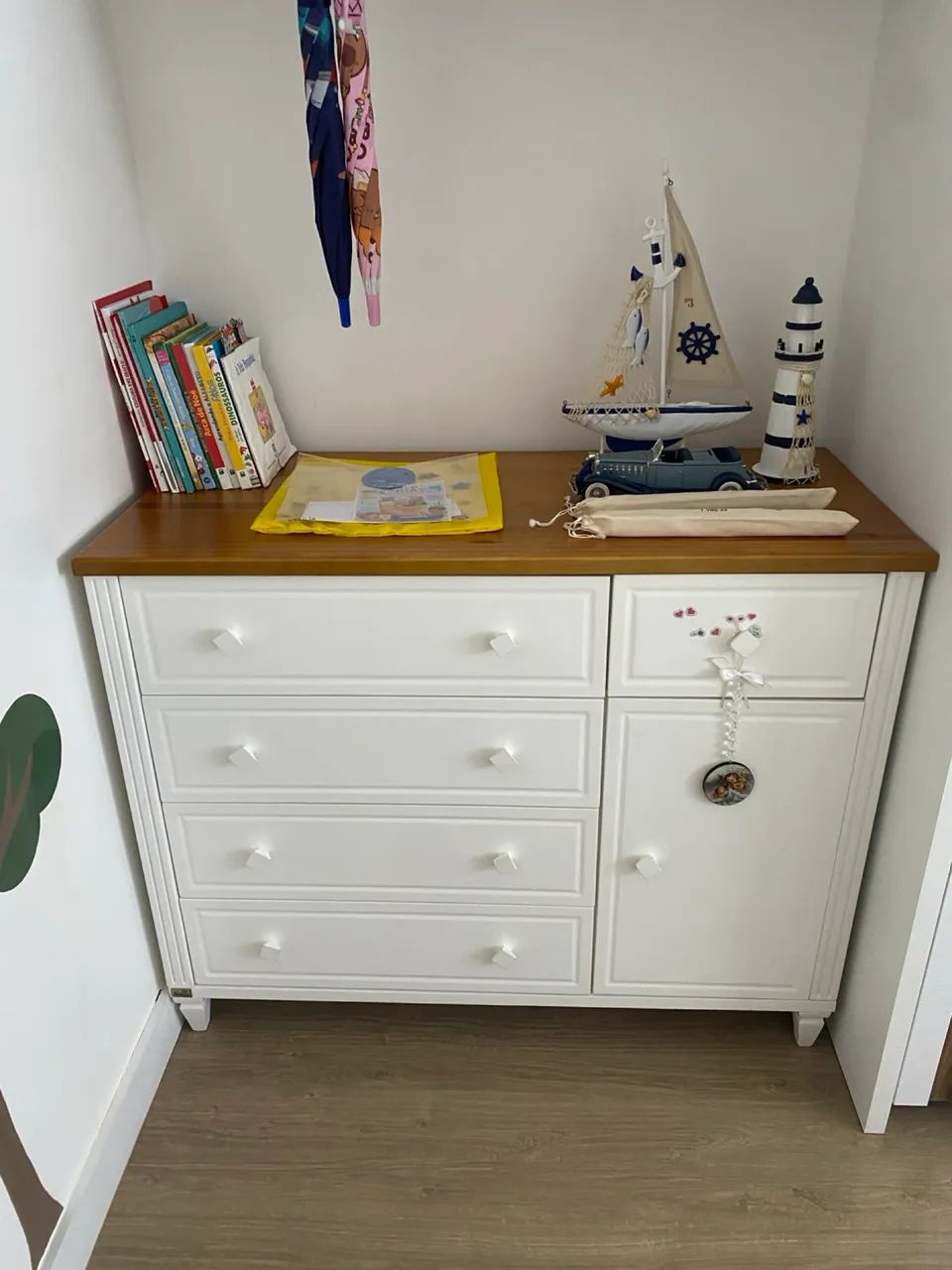 Conjunto cômoda e berço Tudor timber branco - Foto 2