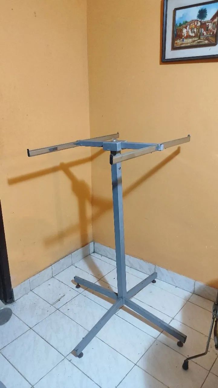 Arara de Roupas - Foto 4