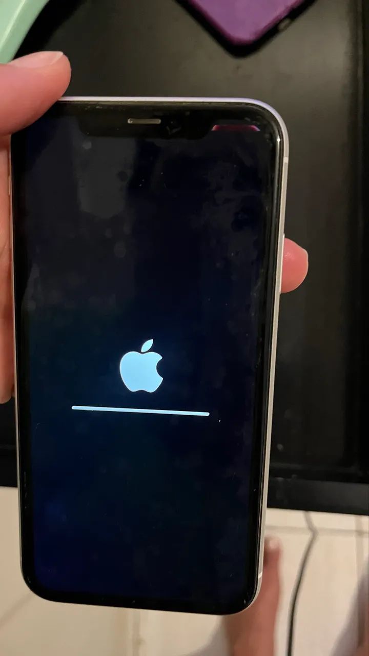 iPhone XR 64 GB Branco usado - Foto 2