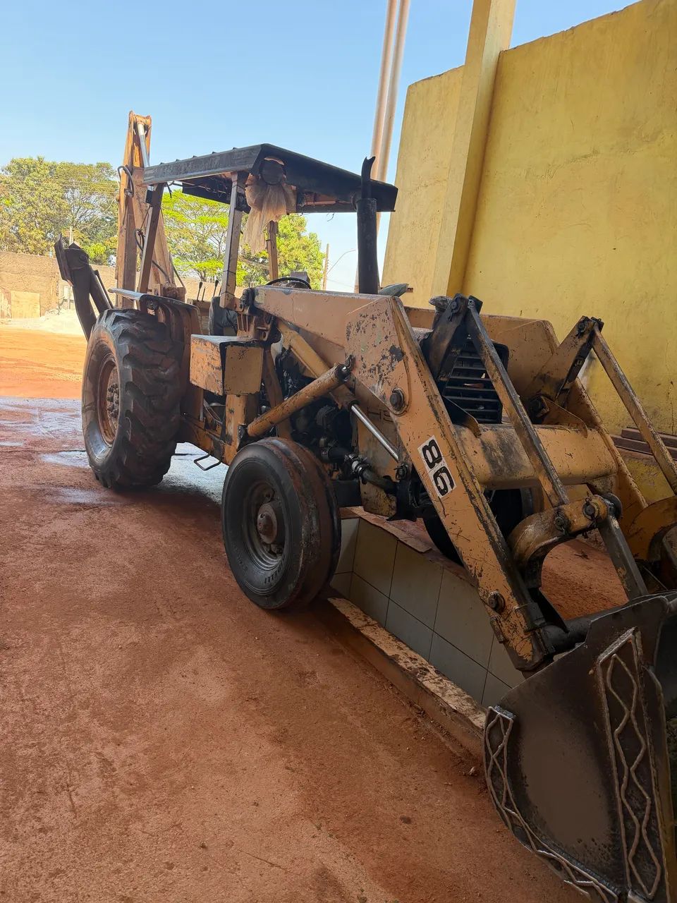 Retroescavadeira MF 86 - Foto 4