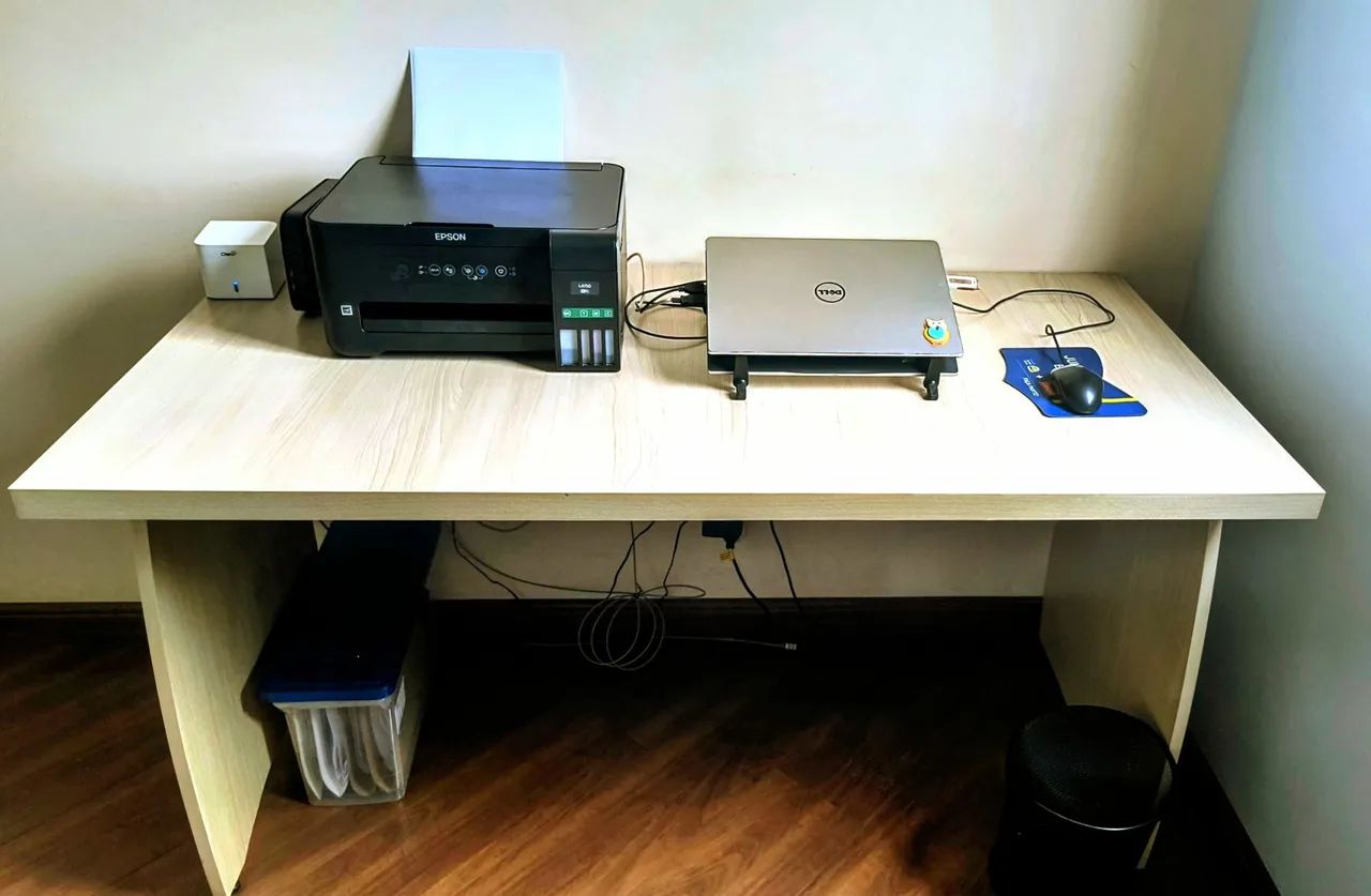 Mesa de escritório em MDF  - Foto 2