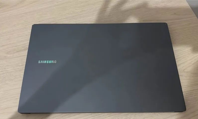 GALAXY BOOK 4 - Foto 3