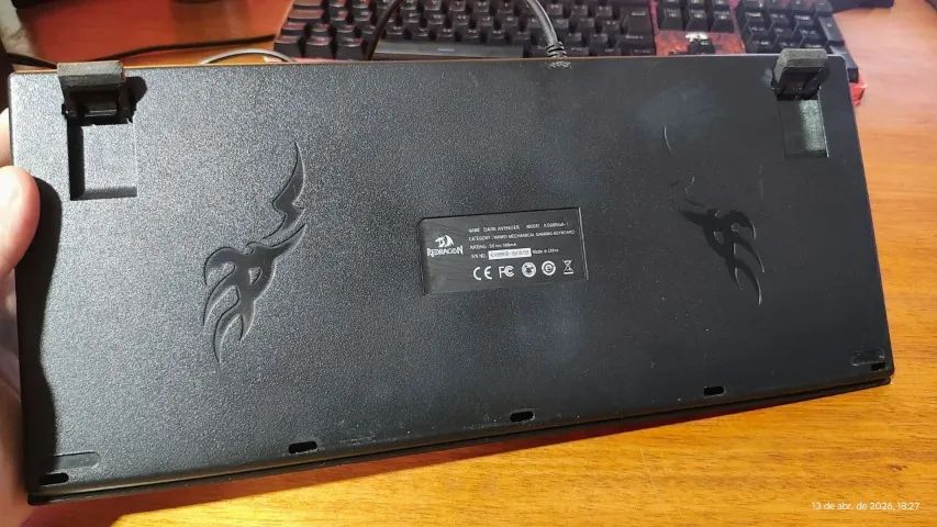 TECLADO MECÂNICO REDRAGON DARK AVENGER - Foto 6