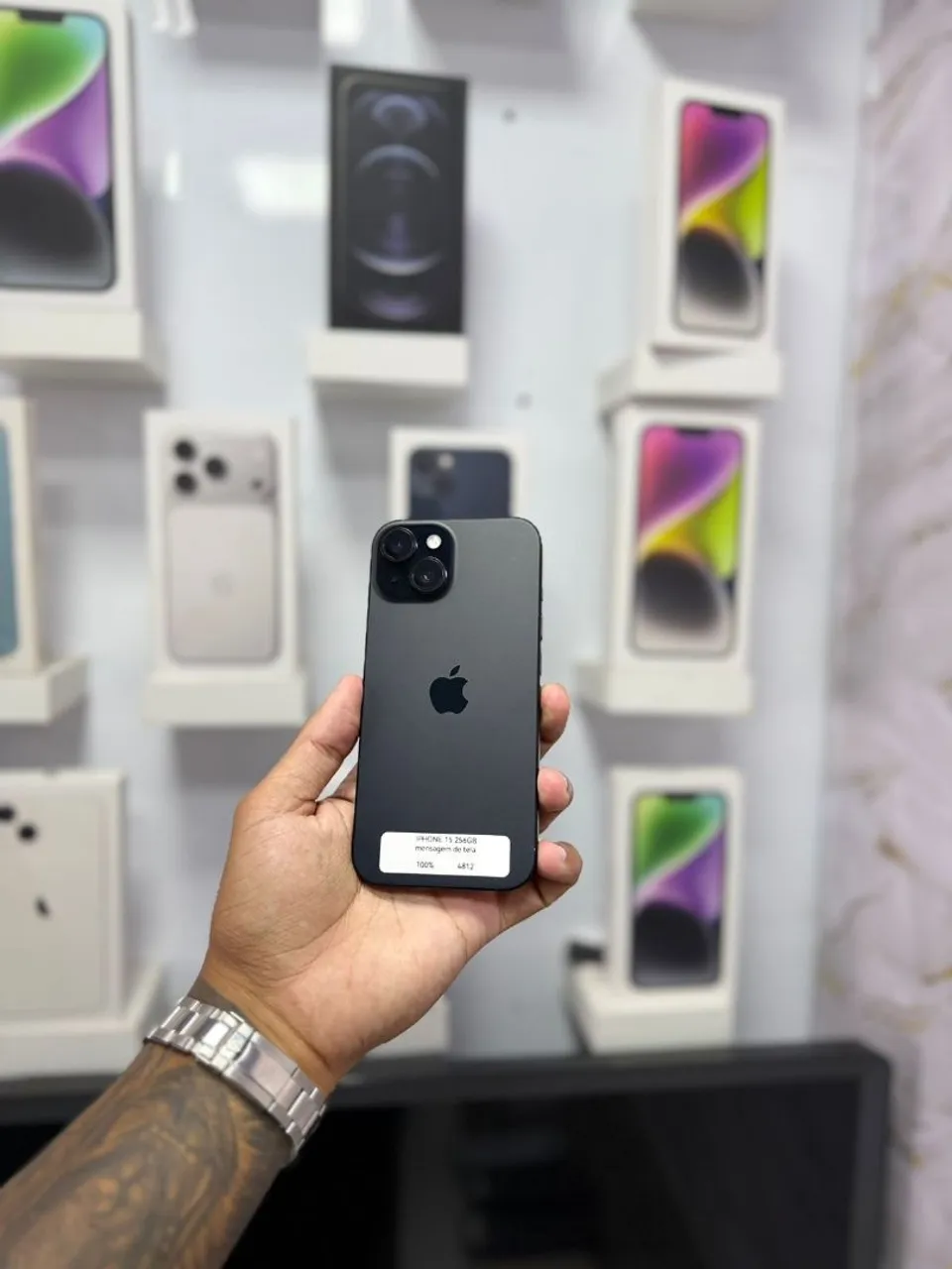 IPHONE 12 PRO MAX 256GB<br>R$ 2.399,00 - Celulares e Smartphones